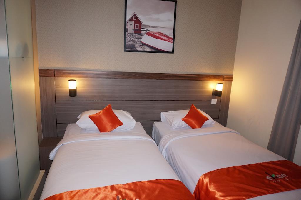 Ekon Hotel Yogyakarta Room photo